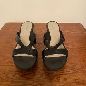 Black platform sandles